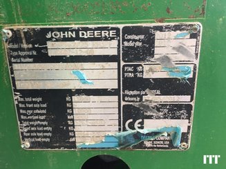 Trailed sprayer John Deere 962l - 8