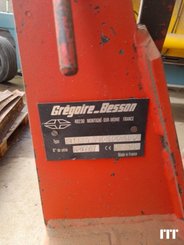 Plough Gregoire Besson 7 CORPS - 4