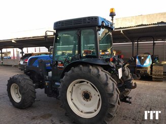 Farm tractor New Holland T4.110LP - 3
