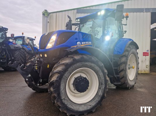 Farm tractor New Holland T7.245 - 1