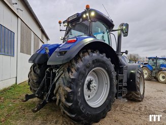 Farm tractor New Holland T7.315 HD - 4